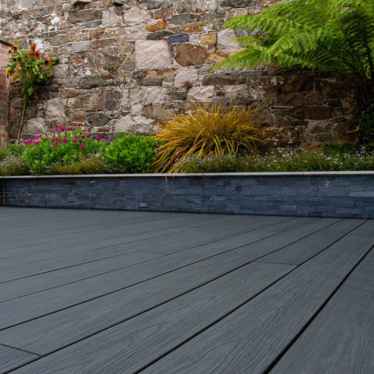 Garden Living - Making the most of your Garden | eDecks Blog