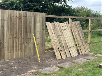 Premium Featheredge Post & Rail Fencing Kit (100mm x 100mm Posts & 88mm x 38mm Fence Rails)