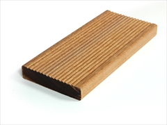 Sample - Ribbed Hardwood Balau (90mm x 19mm)